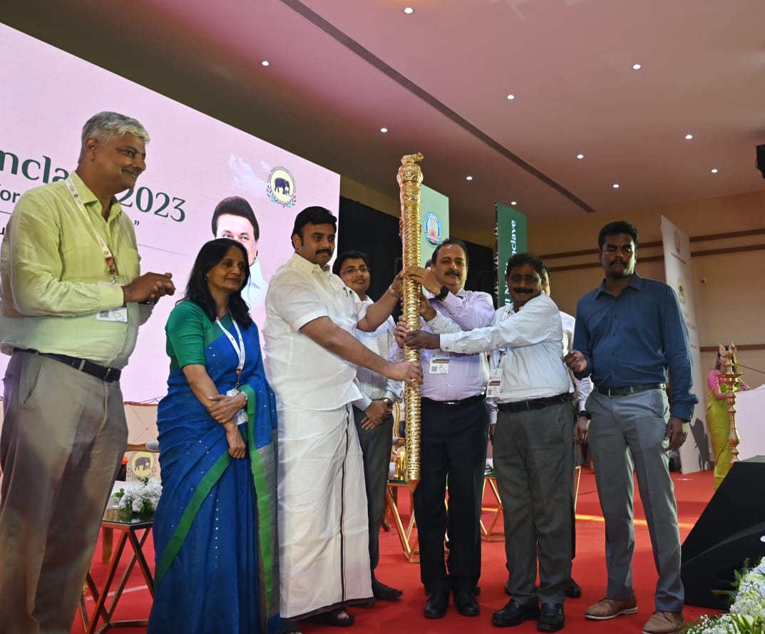 wti_org_india's tweet photo. WTI launches the Tamil Nadu Chapter of Gaj Utsav in Coimbatore today.
Inaugurating the event was the Honorable Forest Minister Dr. @MMathiventhan along with @vivek4wild, Dr. @supriyasahuias, Dr. @mesandeepTiwari and other dignitaries.

#WorldElephantDay
#GajUtsav https://t.co/mT2sxy0jxf