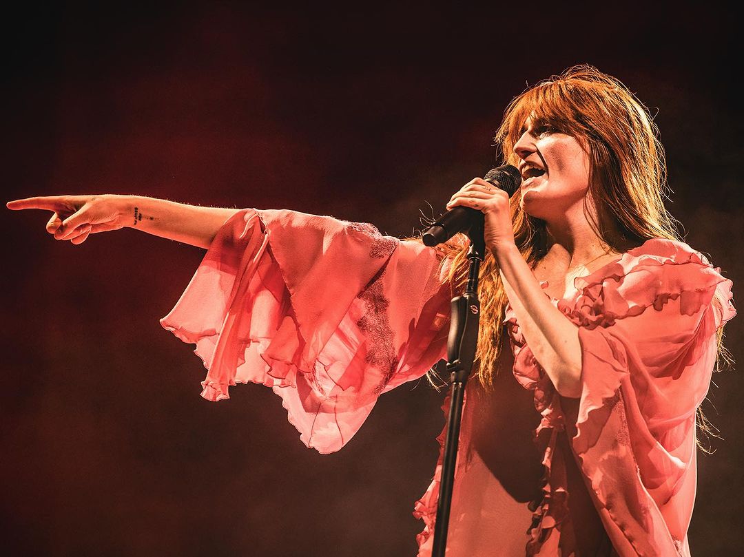 welcharchive's tweet photo. florence welch performing at the 2023 sziget festival in budapest, hungary. photographed by henry ruggeri. https://t.co/JrQwD7wqRK