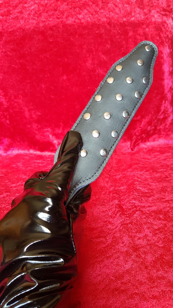 MeesteresLouise's tweet photo. Flink meppen ontstresst mij.
Word jij ontspannen van pijn ontvangen?
X
#sadism #destress #relaxing #spanking #painsession #pijnsessie #bdsm #femdom https://t.co/eLiy4QYrbu