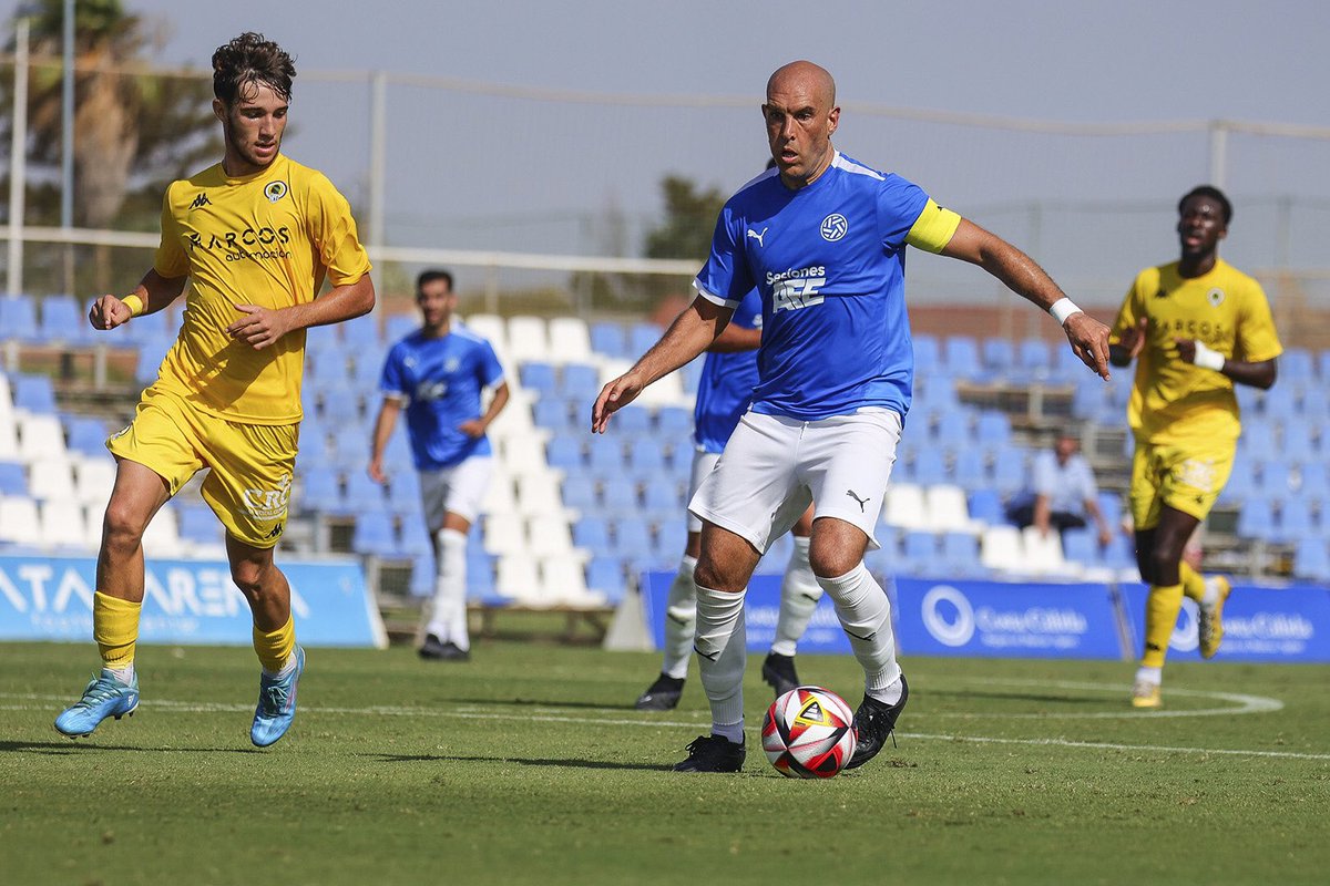 afefutbol's tweet photo. 📝⚽️ Notable triunfo de la Selección #AFEFútbol ante el @cfhercules (1-0).

🔗 https://t.co/HTJq0v7qtQ

#SesionesAFE https://t.co/OTanhZhw1v