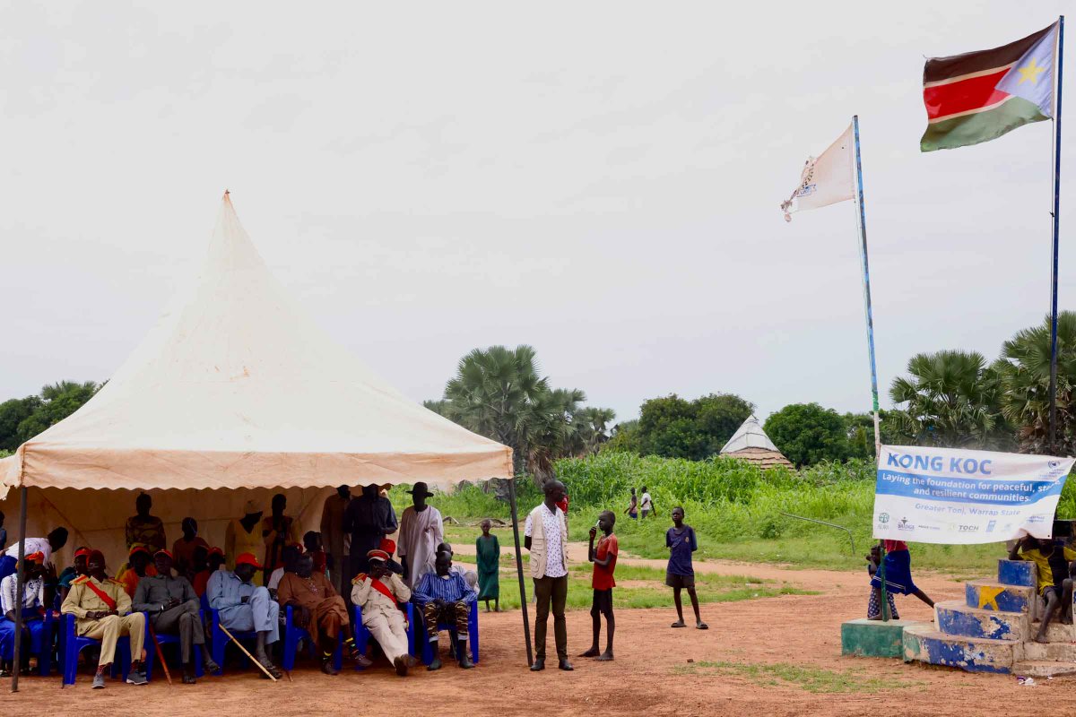 unmissmedia's tweet photo. In Greater Tonj, communities have been caught in unceasing conflict cycles but an innovative project funded by the #SouthSudan Multi-Partner Trust Fund for Reconciliation, Stabilization &amp; Resilience (#RSRTF), has brought hope for a more peaceful future: 
https://t.co/OAUrzkxTYw https://t.co/gex5uShQ24