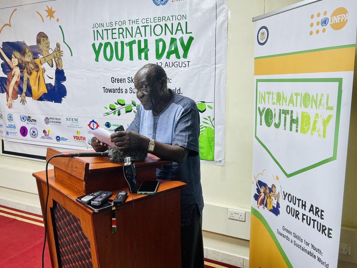 Abrahampieng's tweet photo. #IYDSSD23 press conf. it’s Time 4 young people to be innovators instead being activists @bartelafric #Undersecretary Min. of Environment & forestry. To achieve sustainable world 🌎 we must invest in gender equality society @OlajideDemola country Rep. @UNFPASouthSudan @ShababLe https://t.co/O0atpvmZCx