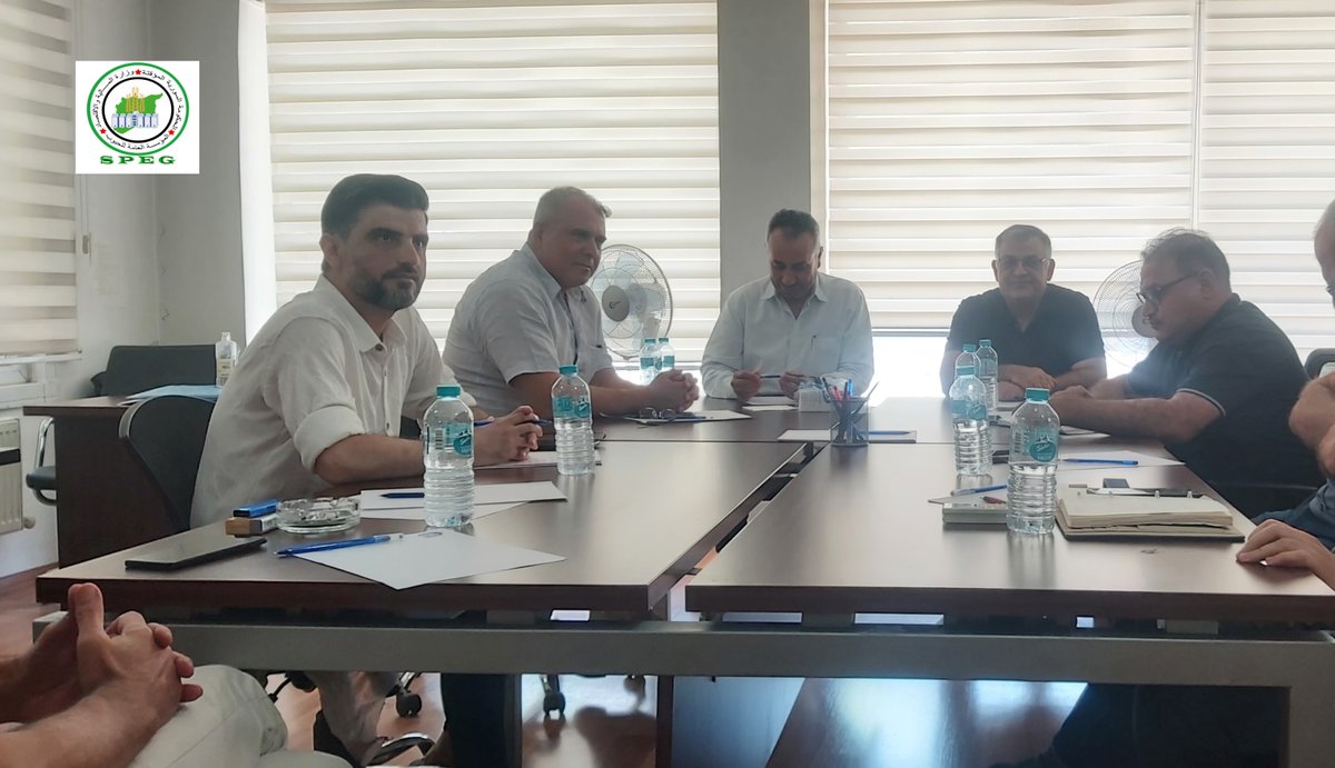 syrianpublic's tweet photo. وزير المالية والاقتصاد يعقد اجتماعاً مع مجلس إدارة المؤسسة العامة للحبوب ويناقش معهم التحديات التي تواجه العمل
#الحكومة_السورية_المؤقتة
#المؤسسة_العامة_للحبوب
التفاصيل: https://t.co/TS6BEhH1Ww https://t.co/6J7VXMwpO7