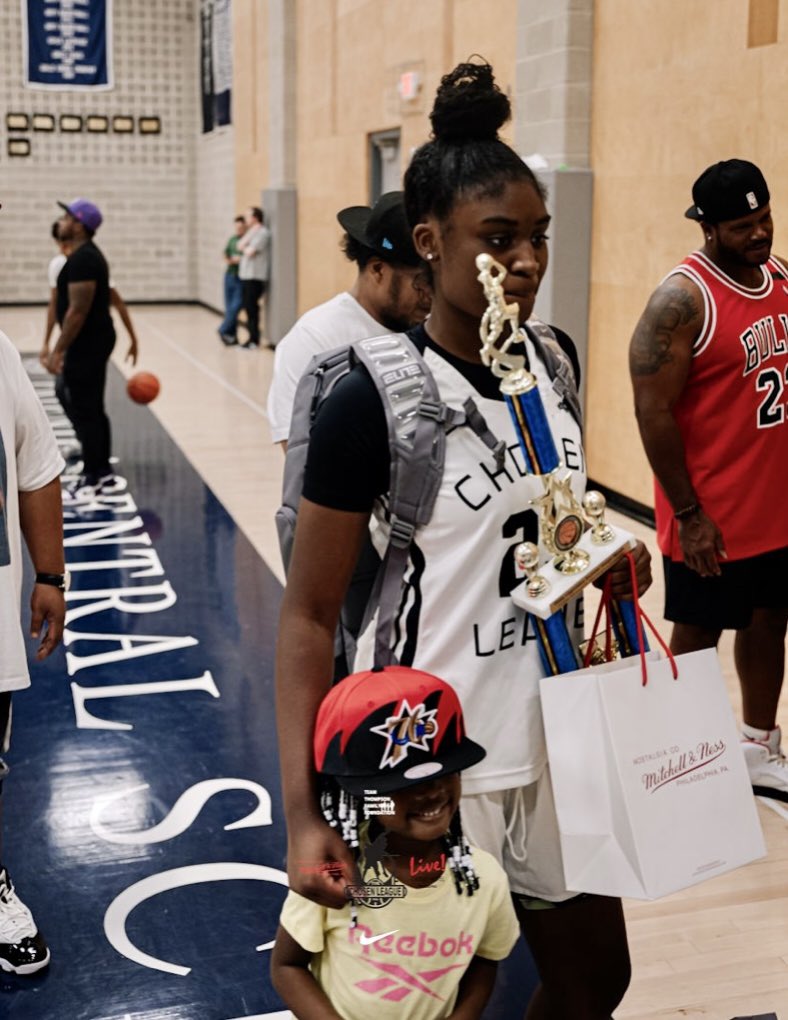 Amber Howard tweet media