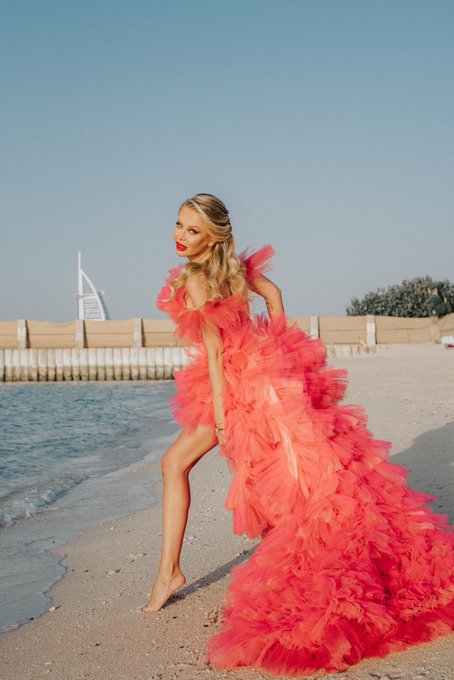 1 or 2 or 3? 👑👑👑 https://t.co/dMD1MValPt<a href="/tag/goodbyetwitter"class="tags"><span>#goodbyetwitter</span></a>