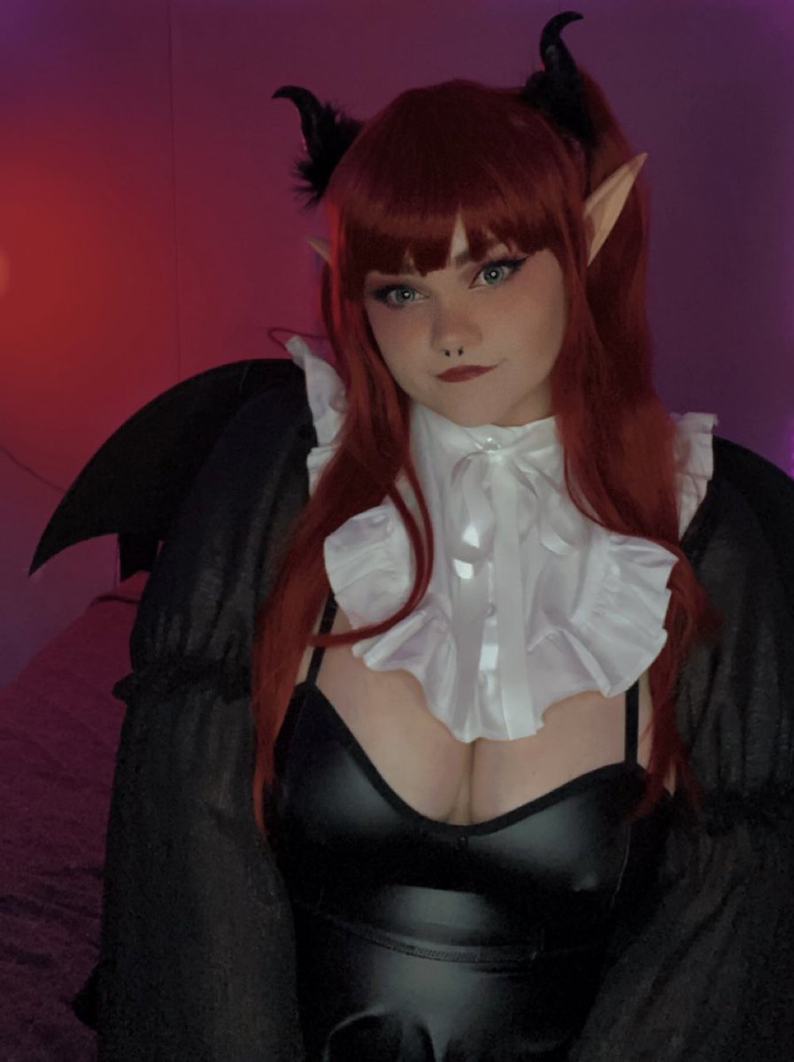 fruitcupjpg's tweet photo. Feed your succubus some chocolate and she’ll do whatever you want 😈

retweet for a cheeky cosplay pic in your DM’s 🥰 https://t.co/jpuAAKOC4X
