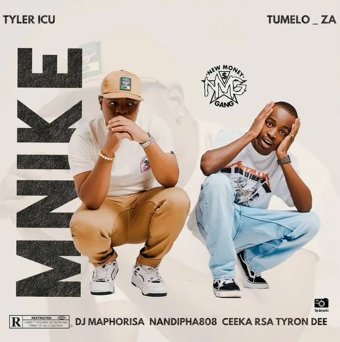 thebeat999fm's tweet photo. #TheMidDayShow with @nicoleabebe NP: Mnike
@Tyler_ICU X @djmelzi_ X @CeekAfrica X @DjMaphorisa X #Nandipha808 X @TYRONLEGACY
https://t.co/N5Y3l9iAOA https://t.co/hPLojK1vYW