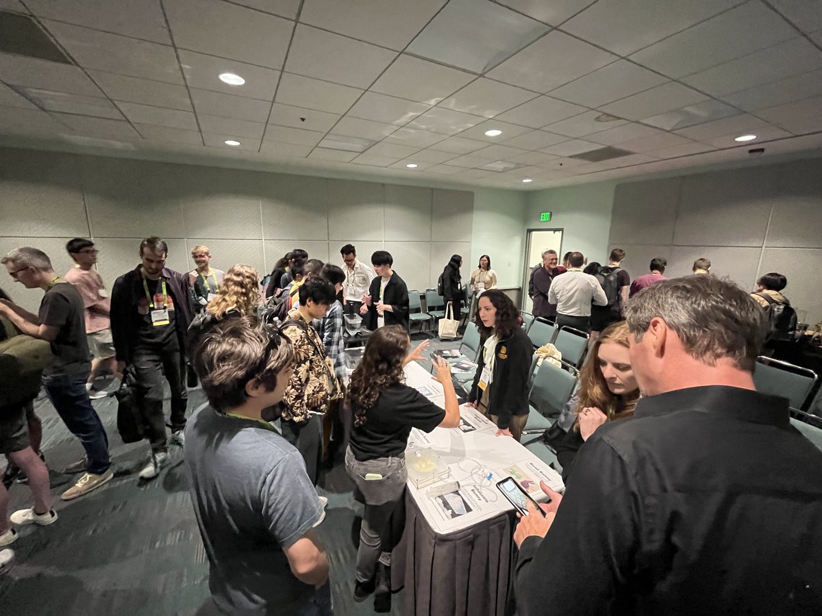 koya_narumi's tweet photo. In #SIGGRAPH2023 , we organized a BoF session "Bring Your Bunny," where people in SIGGRAPH/CHI/UIST/etc fab community gathered and exhibited their artifacts. It was a great opportunity bridging different topics and conferences. We should have it in future conferences as well! https://t.co/3BwsVXC03y