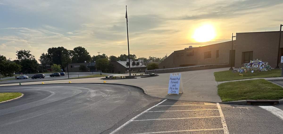 Today is the day to Jump into Jones! Welcome 6th graders. Parents, pull up to the green cone and drop off our jets. Doors open at 7:30, the fun starts at 8:00