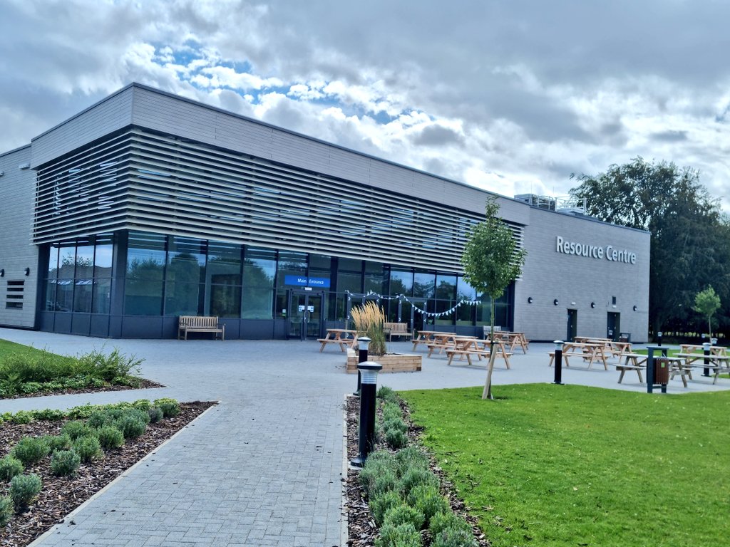 erbradfield's tweet image. Exciting meeting this morning @theEDGEcafe #Fulbourn Resource Centre @CPFT_Wellbeing @mindsarts @LifecraftCP @heartandsoulwh1 @CPFT_NHS Watch this space for upcoming Open Day and NEW #CreativeCafé #WellbeingThroughCreativity #CommunityConnections #CreativeCollaboration ☕️