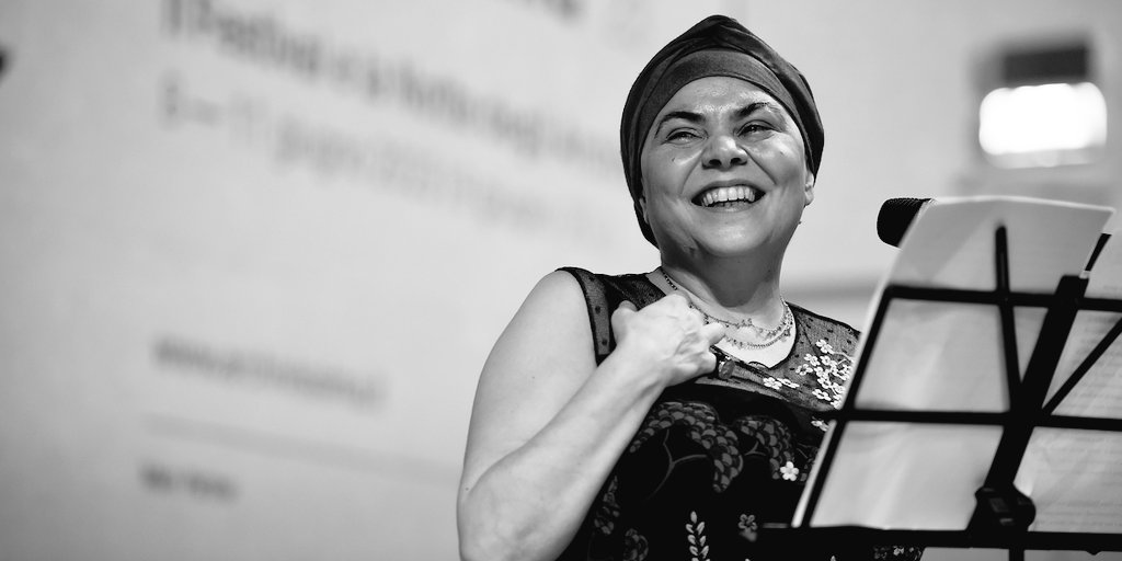 Michela lucida e tagliente. 
Michela indomita. 
Michela in direzione ostinata e contraria.
Michela che non fa sconti. 
Michela che soffre.
Michela generosa.
Michela temibile.
Michela accogliente 
Michela dal cuore grande.
Michela, semplicemente e pervicacemente Michela.
#Michela