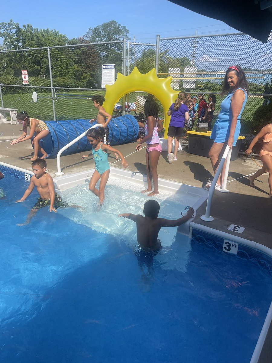 C Martin tweet media