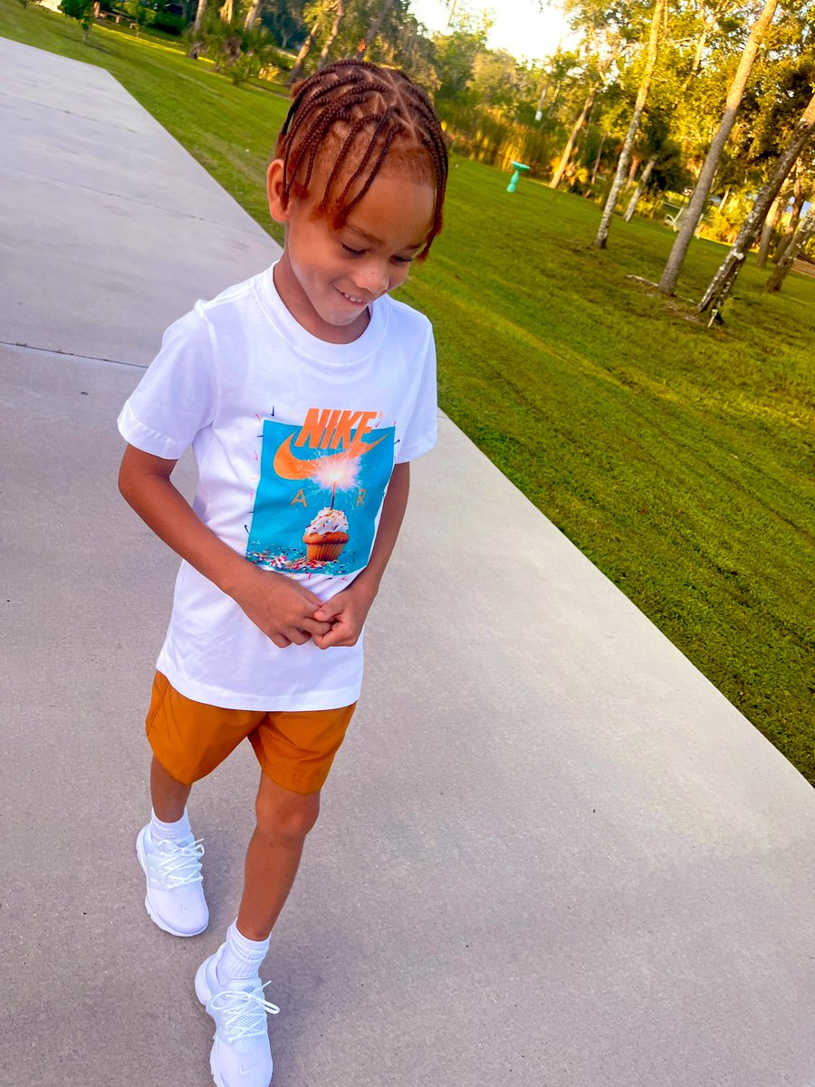 Aisha🤎 tweet media