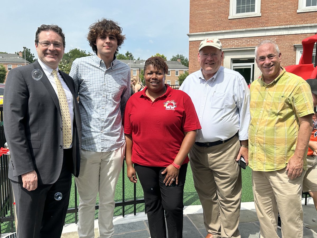 Great to join ⁦@AppleTreeInst⁩ with ⁦@EJGoulet⁩ ⁦@QColonRoosevelt⁩ for the opening of their playground (and PK3 and PK4 school) in Spring Valley — 49th and Massachusetts NW— today. There is still capacity at this great new early childhood school in Ward 3.