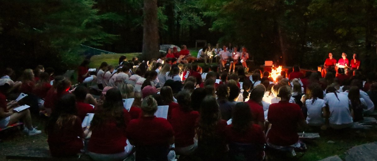 Check out the latest from RBC! "A Profound Closeness." Rockbrook's end-of-session Spirit Fire gathers campers and staff to celebrate the friendships and community they have built at camp. rockbrookcamp.com/blog/profound-…