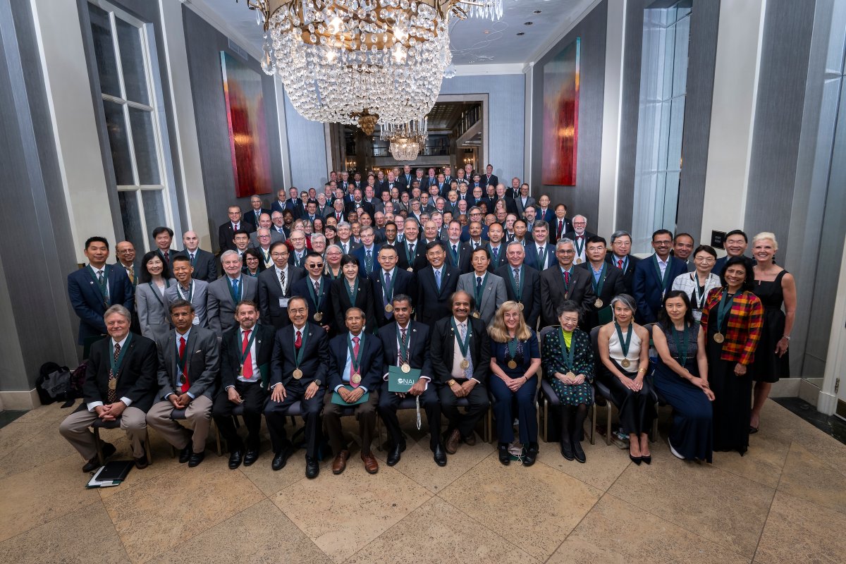 UNTEngineering's tweet image. 🎉 A Resounding Applause for Dr. Wonbong Choi, UNT Department of Material Science and Engineering professor, on being a new National Academy Inventors (NAI) Fellow! 🎉

#InnovativeEngineering #NAIFellowship #EngineeringTrailblazers