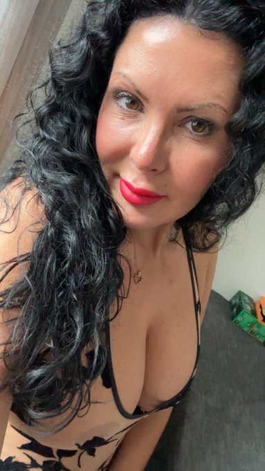 70% off p&aring; min onlyfans  Ny video kommer upp imorgon 😈 https://t.co/HMNSpg7P8S https://t.co/4zu6CiMz<a href="/tag/porn"class="tags"><span>#porn</span></a><a href="/tag/pornhub"class="tags"><span>#pornhub</span></a><a href="/tag/40plus"class="tags"><span>#40plus</span></a><a href="/tag/adult"class="tags"><span>#adult</span></a><a href="/tag/milf"class="tags"><span>#milf</span></a><a href="/tag/nudes"class="tags"><span>#nudes</span></a><a href="/tag/myfans"class="tags"><span>#myfans</span></a>