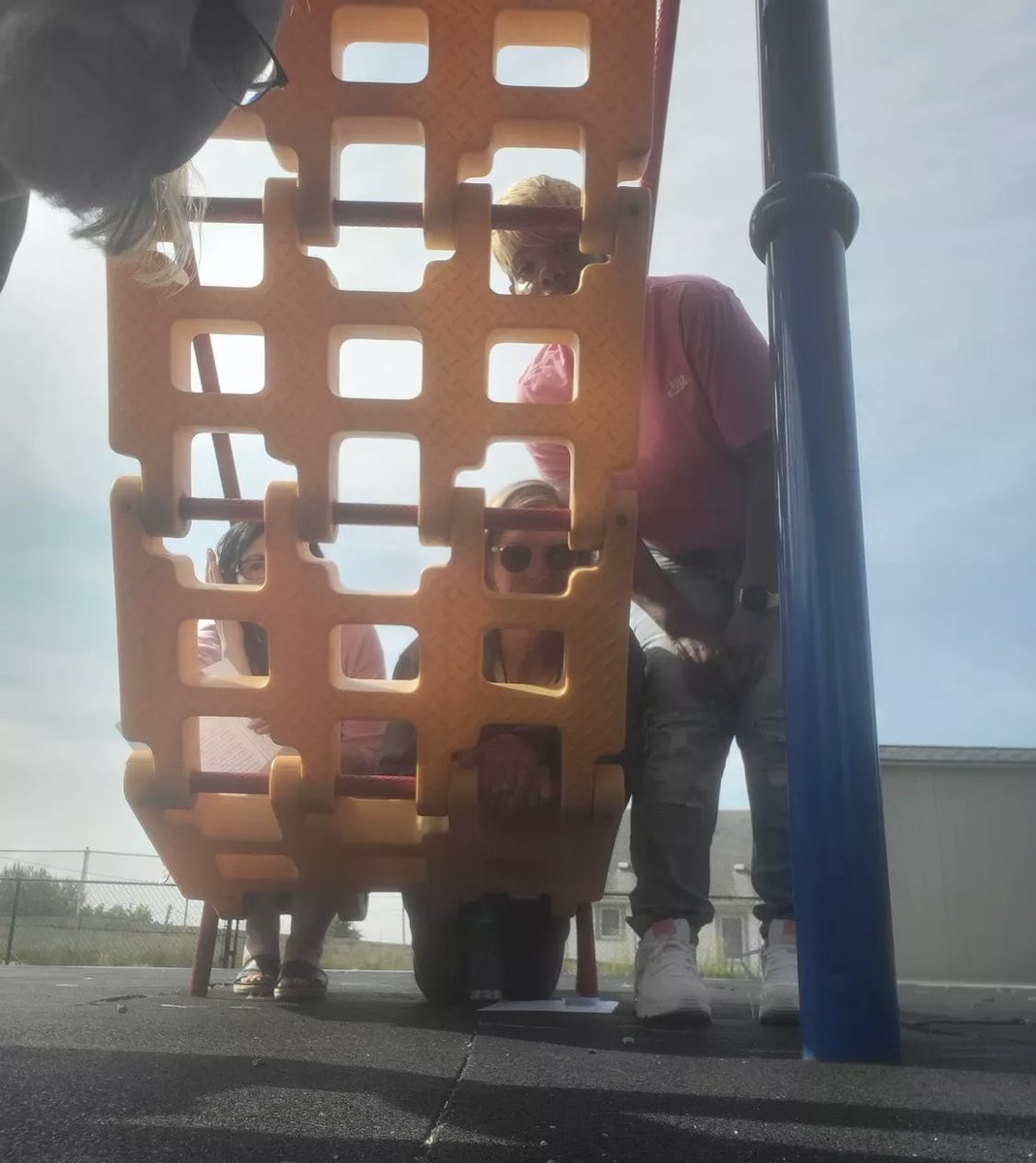 Belle Ryan Elementary tweet media
