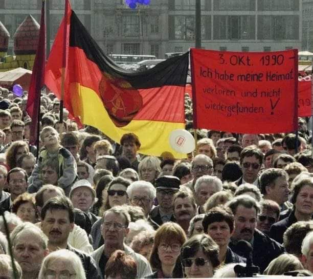 Leannenist's tweet photo. "On the 3rd of October, 1990 I lost my homeland and never found it again" https://t.co/MIk6dYN7fs