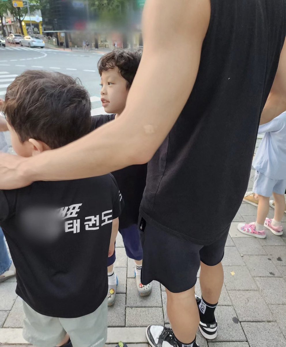 sangyeon's sister posted these 🖤