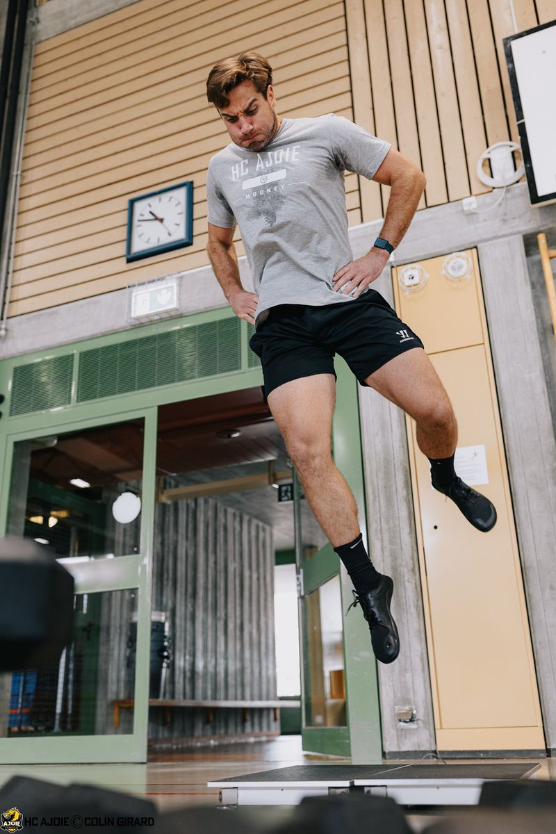 Jumping into the weekend like 🪂