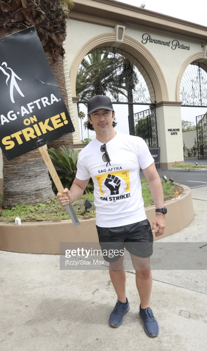 101 days on the picket line for the writers. Proud to be joining them ✊ #WGA #SAGAFTRA #writers #actors #strike #newdeal #fairdeal #actorslife