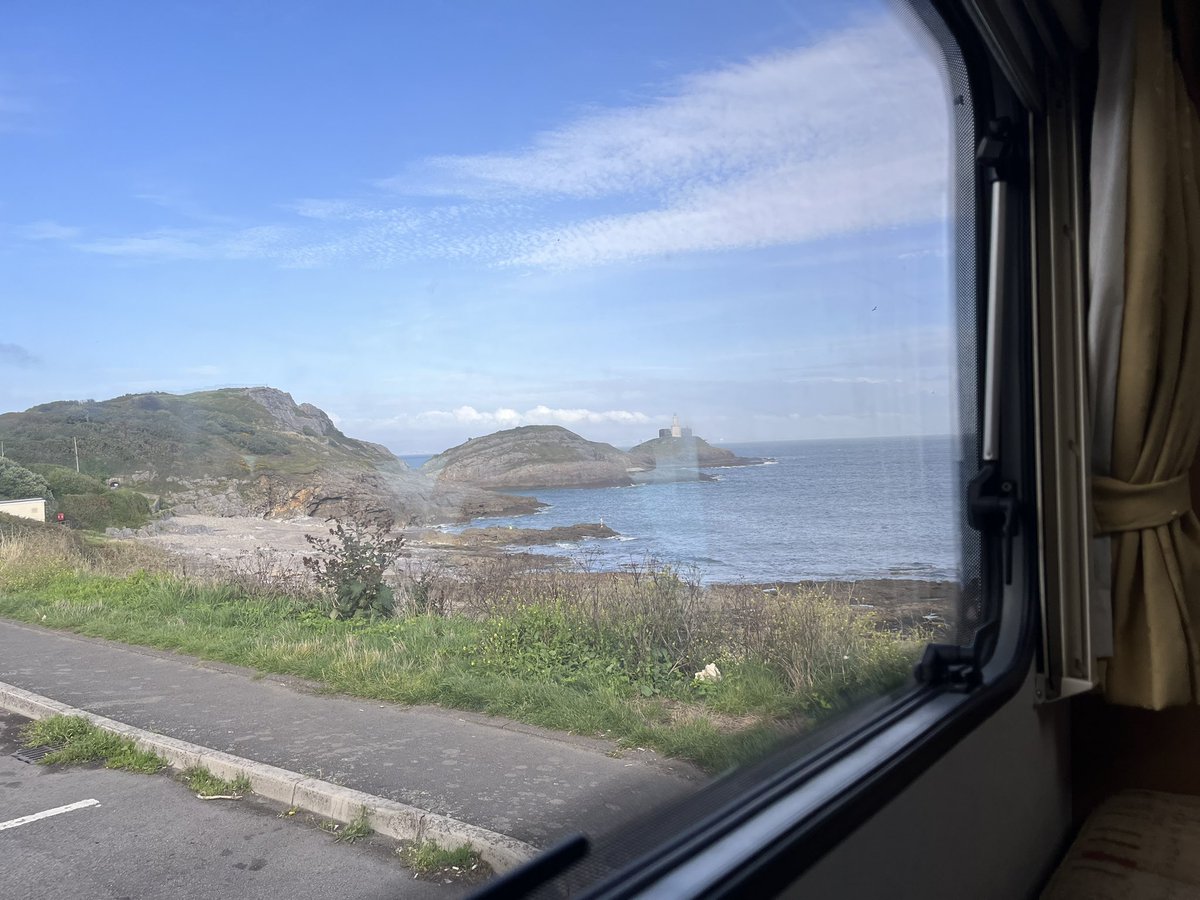 helengoth's tweet photo. View from the camper van! Not bad eh? #VanLife #BraceletBay #TheMumbles π΄σ §σ ’σ ·σ ¬σ ³σ Ώπ https://t.co/fxZMJVGk5Y