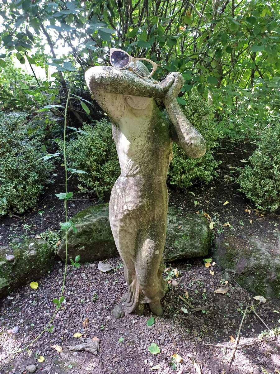 kendie's tweet image. a few more. #DorothyCliveGardens #mymum #rememberingmum