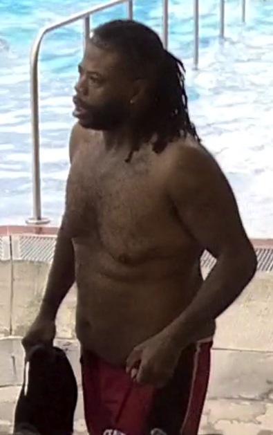 <a href="/HfxRegPolice/">Halifax_Police</a> is investigating an assault that occurred at the Halifax Common Aquatics Facility last month and is releasing a photo of the suspect. Anyone with information is asked to contact police. ow.ly/PznJ50PxICe