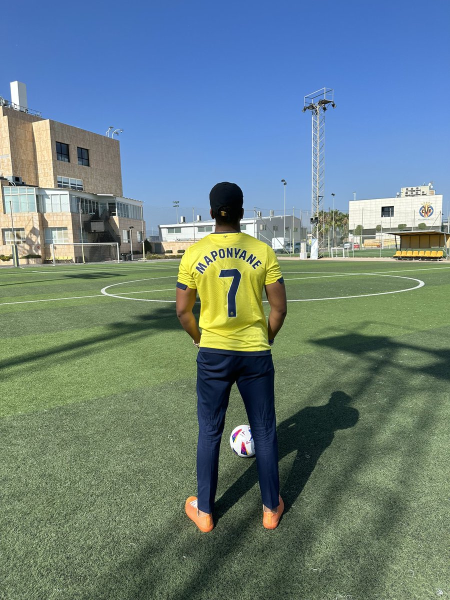 MapsMaponyane's tweet photo. Villarreal 🇪🇸 #GameOnLaLiga https://t.co/cha5FKaBjw