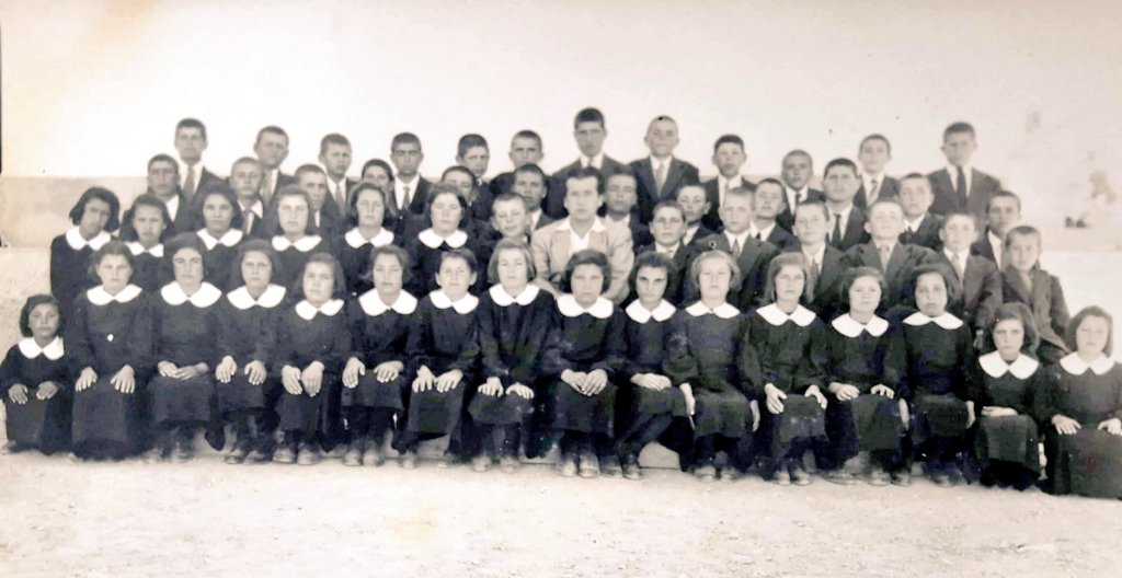 Konya İl Eğitim Tarihi Müzesi (@konyailegitim42) on Twitter photo Konya'da bir ortaokul 1960
<a href="/servetal61/">Servet ALTUNTAŞ</a> <a href="/konyamem/">Konya İl MEM</a> #Konya #Eğitim #Eğitimtarihi #Müze #Konyailegitimtarihimuzesi #Konyaortaokul Konya'da bir ortaokul 1960
<a href="/servetal61/">Servet ALTUNTAŞ</a> <a href="/konyamem/">Konya İl MEM</a> #Konya #Eğitim #Eğitimtarihi #Müze #Konyailegitimtarihimuzesi #Konyaortaokul