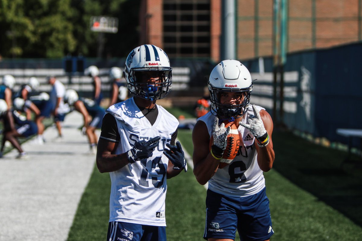 Day 2️⃣ in the books

#BleedBlue