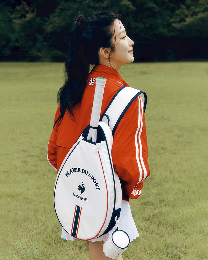 munkayuong's tweet photo. Unleash your inner champion in chic attire ♥️

I prefer mine with a touch of 𝐑𝐞𝐝. https://t.co/0JCeAKgHHm