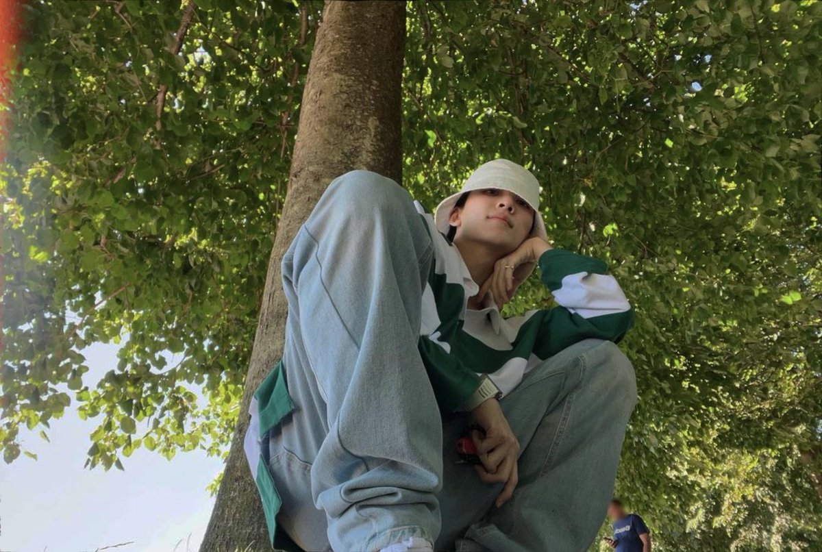 ᅠ   
ᅠ
ㅤㅤㅤ𑄽୧  Sıcaklardan dolayı bir türlü yapamadığım bisiklet turunu sonunda bugün gerçekleştirdim.  Hâlâ öğrenme aşamasındayım ama önceki denemelerime göre daha uzun bir yol kat ettim ㅋㅋㅋ Bir sonraki gelmemde tamamen öğrenmiş olacağım... Görüşmek üzere Carat!!  𑄽୧ㅤ