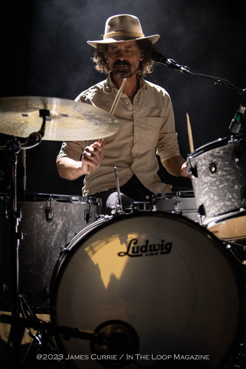 BeInTheLoopChi's tweet photo. Photo Gallery @TheDandyWarhols live in Chicago @MetroChicago #thedandywarhols #ziamccabe #PETERHOLMSTRÖM #CourtneyTaylorTaylor #PatrickSpurgeon #thedandysruleok #midwesttour #intheloopmagazine #concussionofrocknroll
📸 #jamescurrie
Link to Gallery>>> https://t.co/JXtQE56lYo https://t.co/InEks2VOAj
