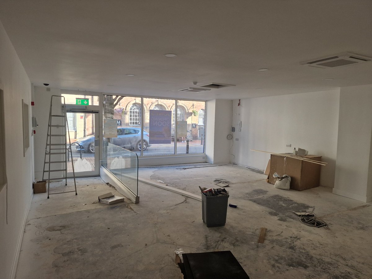 gerfferm's tweet photo. Complete office refurbishment in Flint for Jones holidays nearing completion https://t.co/940J7rES9x