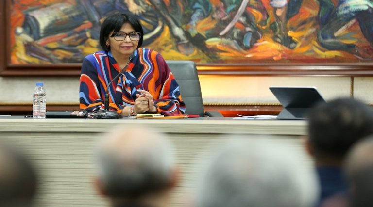 Zonas Económicas Especiales contribuirán a mayor actividad exportadora de Venezuela.

✅n9.cl/n1i8d

#LaPazEsClave