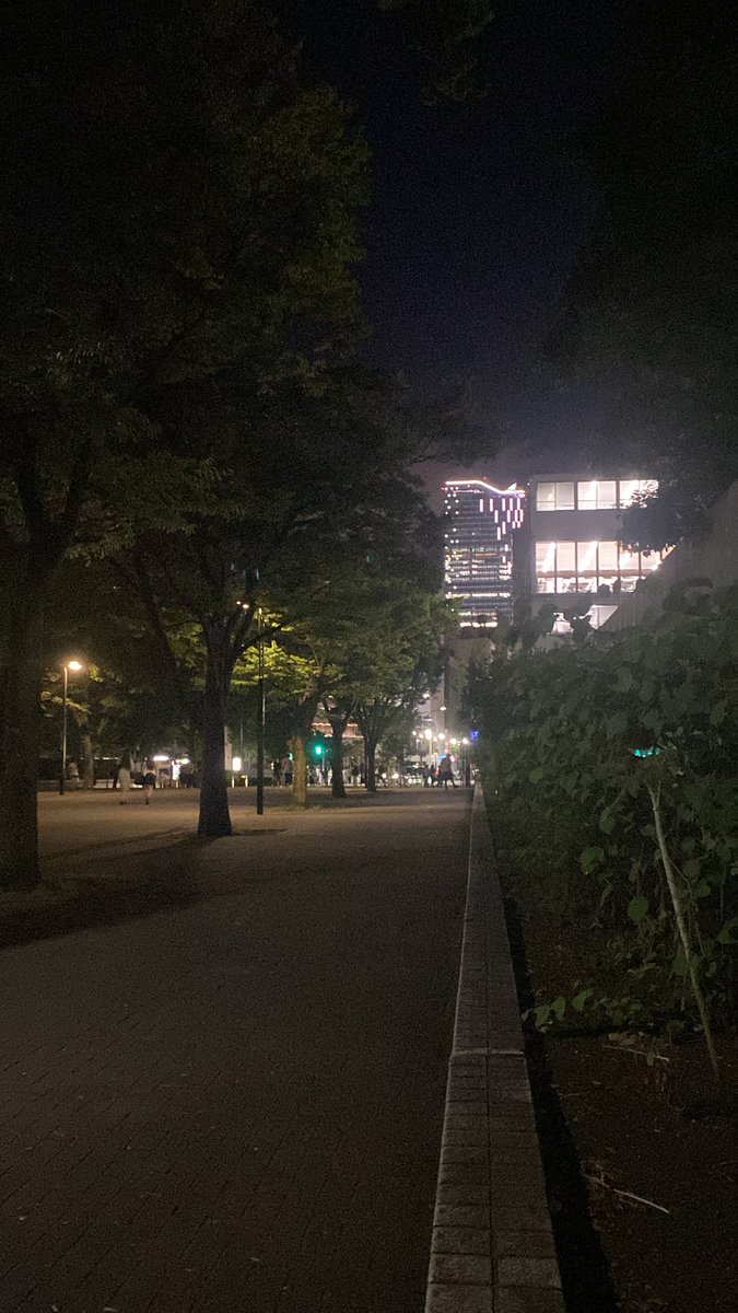 代々木公園サイファー毎週金曜日 tweet media