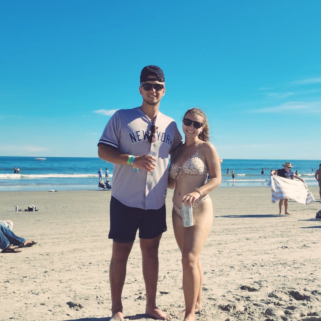 Captain2Corner's tweet photo. On our way to #AtlanticCity for our second year of #tidalwavefest!!!! Need this weekend away from #Yankeebaseball but hopefully they catch some W'sππβΎοΈπΆ https://t.co/4sNfTw7535