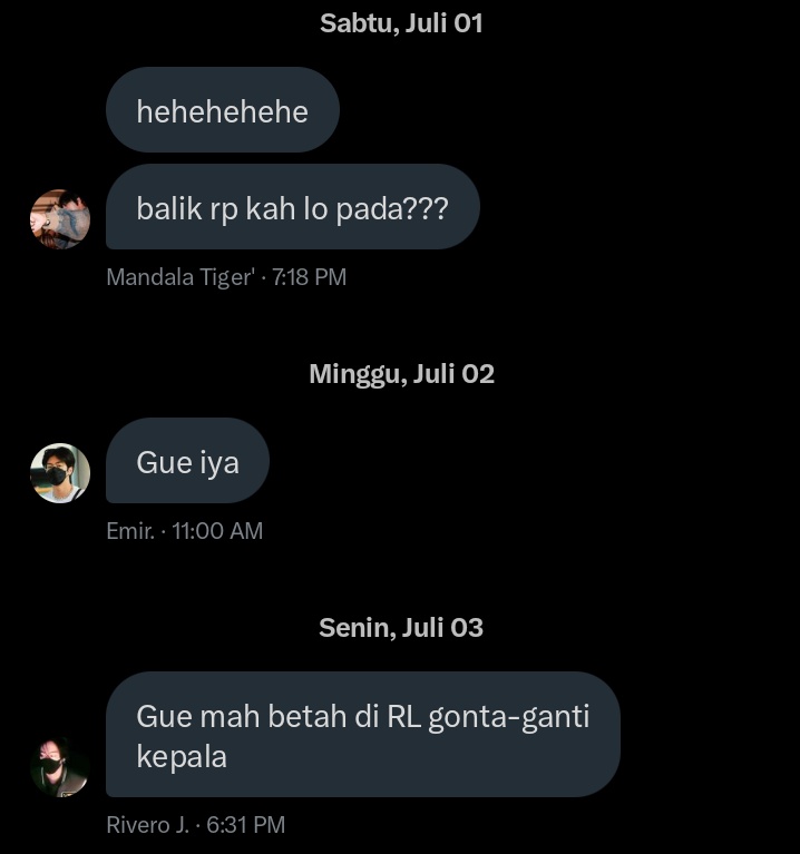 FascinatingRuto's tweet photo. Potret grup orang-orang sibuk https://t.co/wstFPnTsPx