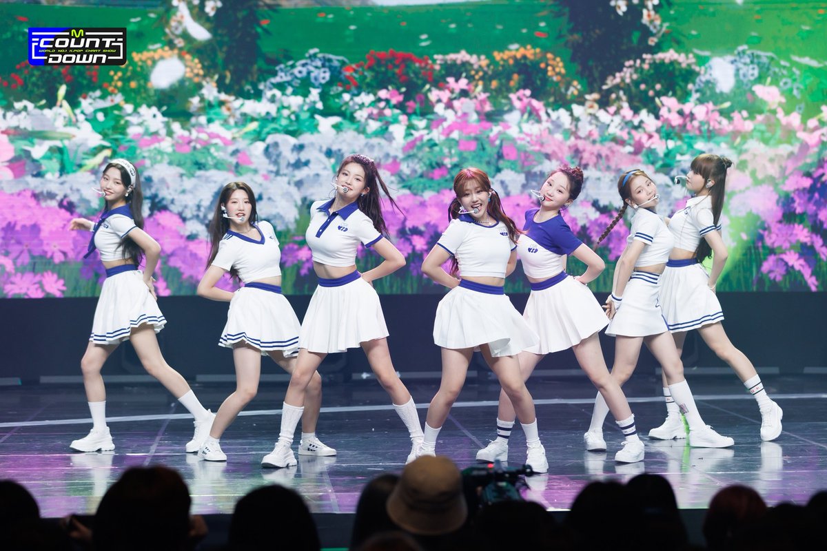 csn7272's tweet photo. [📸]
220811│Mnet  'M COUNTDOWN' #765

♡  첫사랑 (CSR) 

MCOUNTDOWN 현장포토 (1/2)
: https://t.co/gZWhUQwfua

#첫사랑 #CSR #Pop_Pop @CSR_offcl https://t.co/yiORa5cVM7