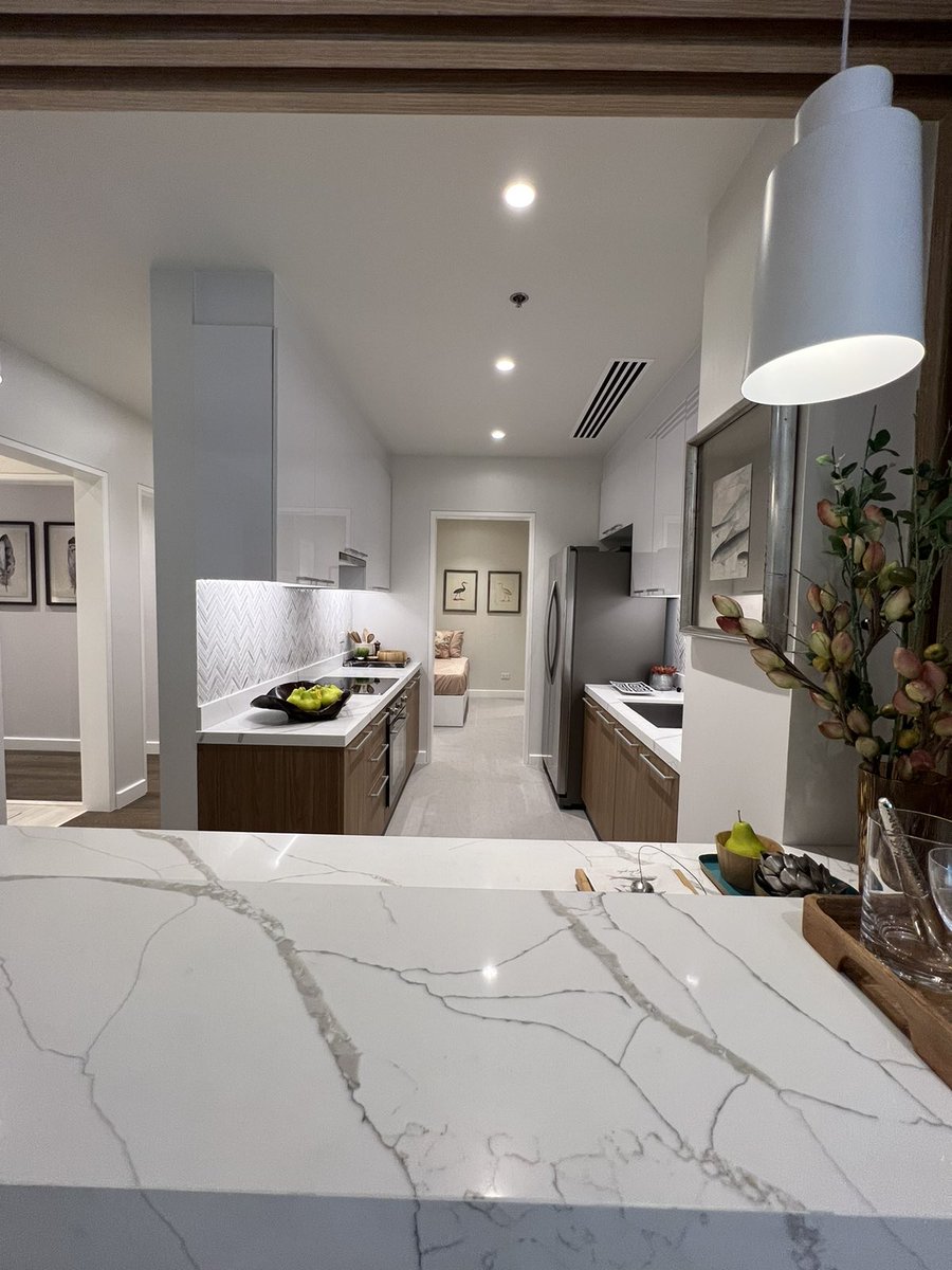 joy_panebe's tweet photo. 8 Benitez Suites by Rockwell ❤️
Get your units now 🤗😍 https://t.co/mrpJkaAocx