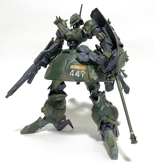 バウンドドック・カノーネ完成です! 今回はドイツ感マシマシな作品を目指してみました、ジオン好きな方ならきっと刺さってくれるはず!
