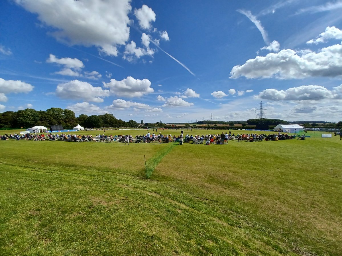 cas_rasen's tweet photo. Welbeck in the sunshine. Watching the Notts spinners wheel away & Schadey's neat keeping. Gubbins approaching a classy century. #MBODC #NOTHAN https://t.co/u4h8MsI7f6