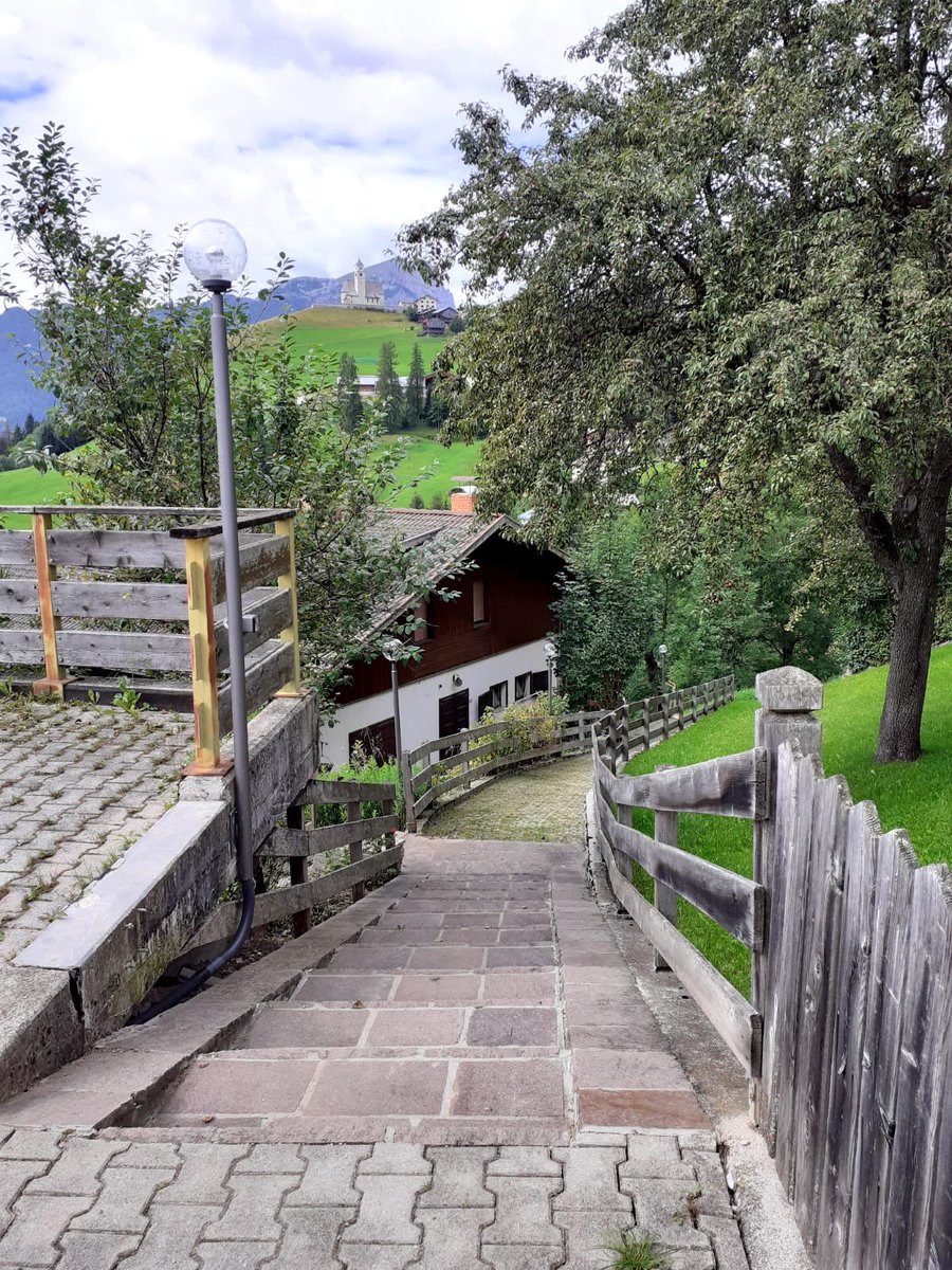 marcopelosi63's tweet photo. #ColleSantaLucia #Dolomiti La mia location ideale per 10 anni consecutivi di vacanze sulle Dolomiti #Veneto https://t.co/DwcbJAIrZw