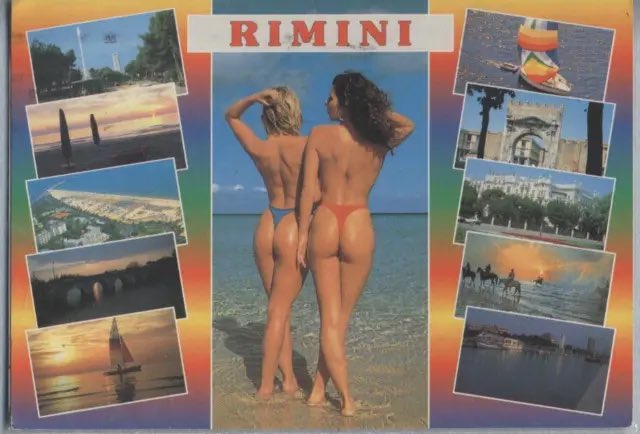 celluzzi's tweet image. ma vee ricordate ste cartoline?
Era pieno e in bella vista dal giornalaio e in tutti i negozi de souvenir.
Quella della sicilia mi ammazza