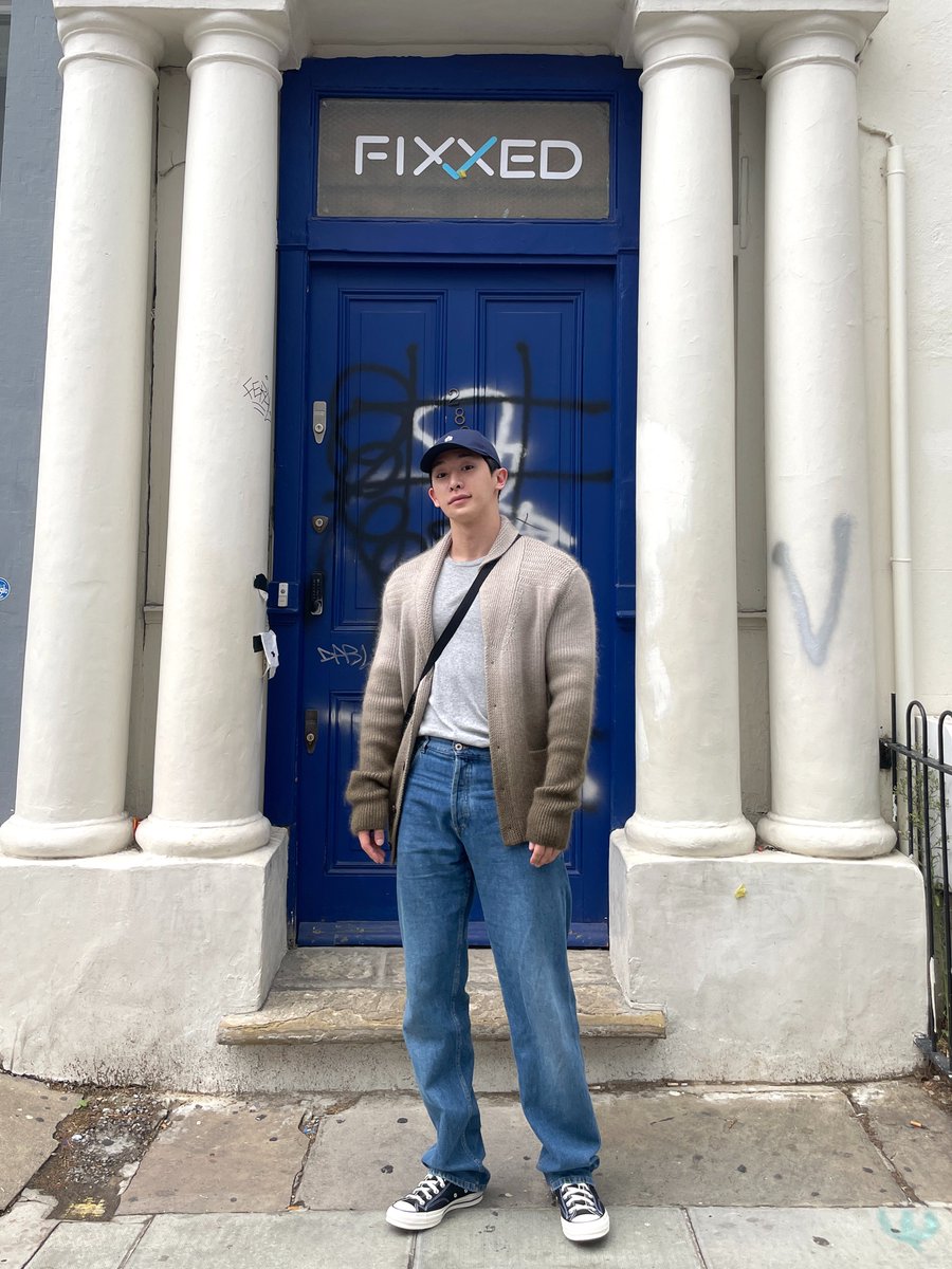 영화 속 그 노팅힐도 갔는데
골목골목 너무 예뻤어요

#원호 #WONHO