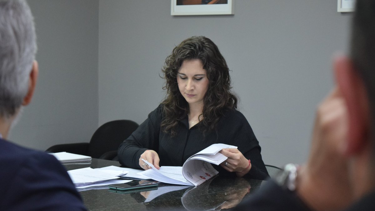 ConcejoMadryn's tweet photo. La concejala Leila Zanette presidió la comisión de Acción Social en la cual se abordaron los expedientes que serán puestos en consideración en la próxima sesión legislativa. https://t.co/vrETYEr8c0