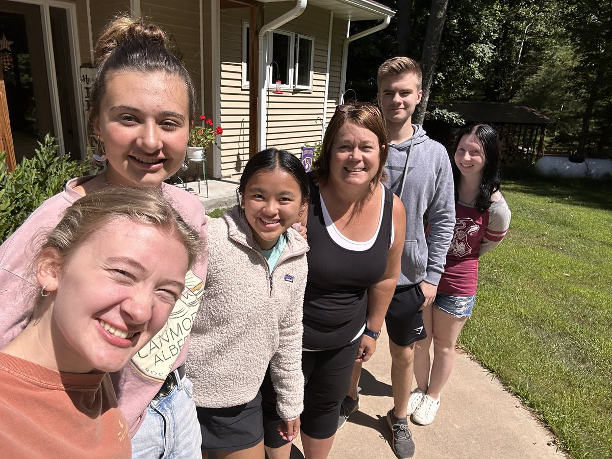 NPHSStudCo tweet media