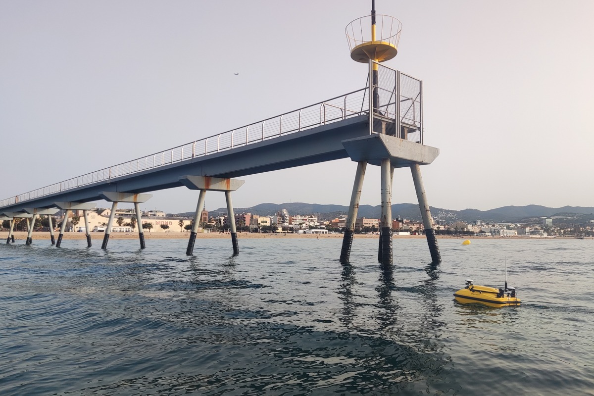 gpaseabots's tweet photo. Vacation? Not for us at #SEABOTS! ☀️🏖️
Just used our #SB100PRO #USV for a quality control of a #bathymetric survey near #Barcelona. 🛥️ Vital for marine insights, these surveys help navigation, development, and eco-preservation. Thanks to @ICGCat for their trust!
#drones #USVs https://t.co/4ChEUCtuMz
